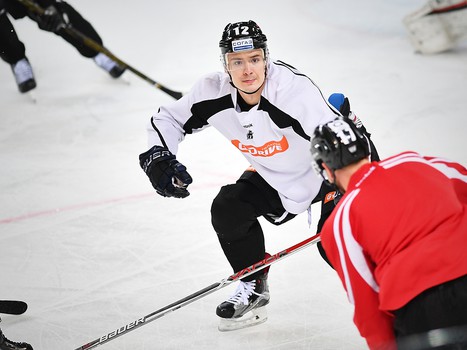 Раскатка "Авангарда" перед матчем с "Амуром"