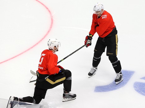 Тренировка «Авангарда» перед матчем в Уфе