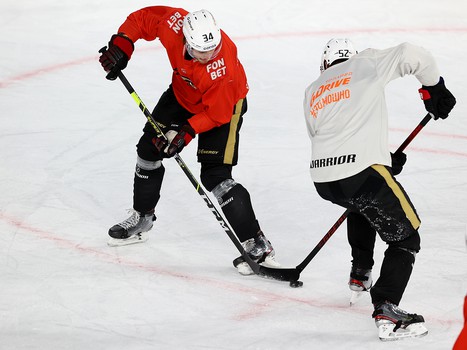 Тренировка «Авангарда» перед матчем в Екатеринбурге