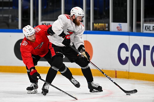 Раскатка «Авангарда» перед матчем в Новосибирске