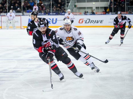 14.11.2015. "Авангард" - "Амур" 3:0