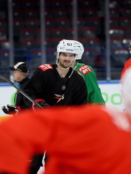 Тренировка «Авангарда» перед матчем в Магнитогорске