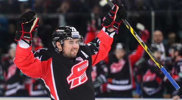 Денис Куляш проведет предновогоднюю автограф-сессию