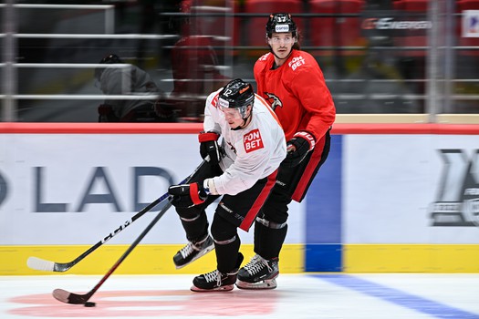 Тренировка «Авангарда» перед матчем с «Трактором»