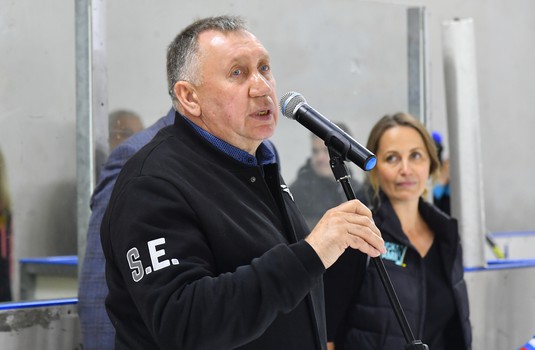 Турнир по следж-хоккею в Омске, день 1