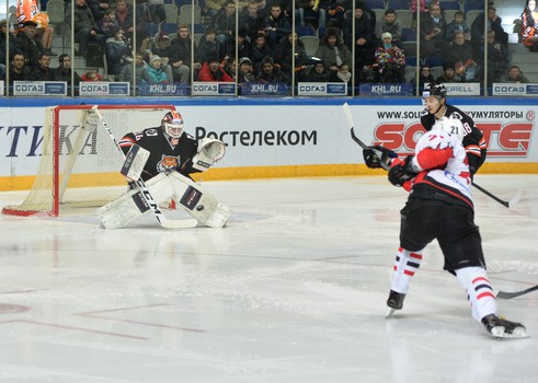 10.12.2015. "Амур" - "Авангард" 2:0