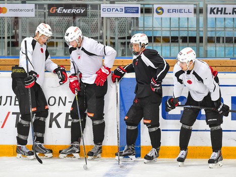 Тренировка "Омских Ястребов" перед стартом нового сезона МХЛ