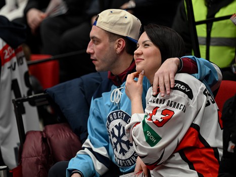 «Авангард» - «Сибирь» 2:1 Б. Вокруг матча