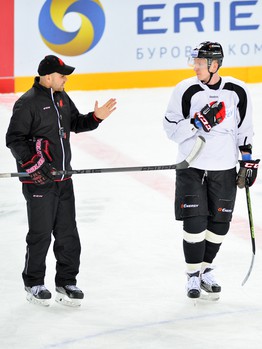 Раскатка "Авангарда" перед домашним матчем с "Северсталью"