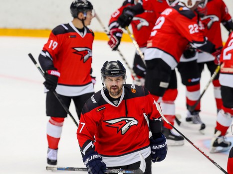 Сборная «Авангард» - Сборная «Газпром нефть» 10:4