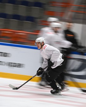 Тренировка «Авангарда» перед матчем в Хабаровске