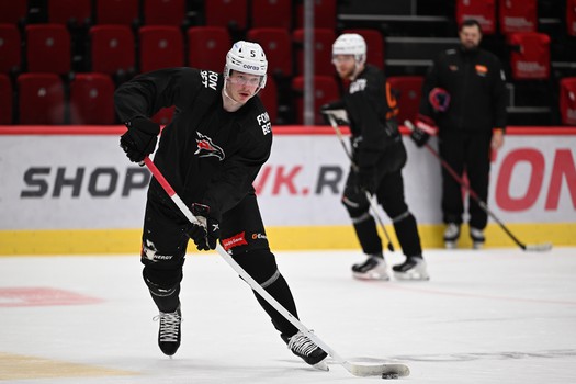 Открытая тренировка «Авангарда» для СМИ