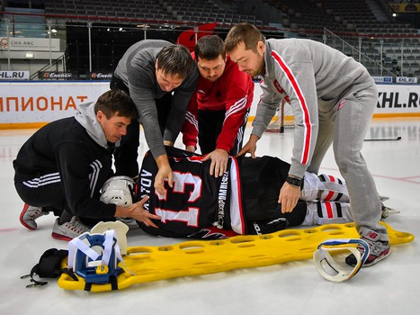 В боевых условиях. "Авангард" провел медицинские учения