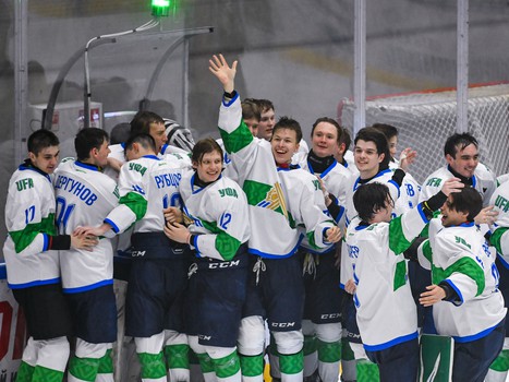 Заключительный день финала Первенства ЮХЛ в Омске