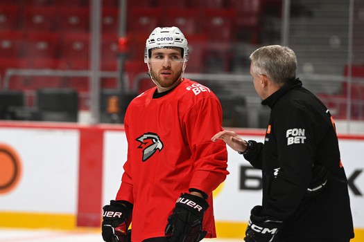 Раскатка «Авангарда» перед матчем в Челябинске