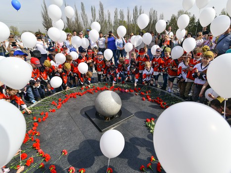 Юные «ястребы» почтили память воинов в День Победы