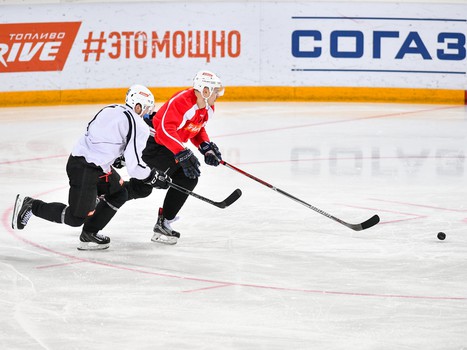 "Авангард" провел тренировку перед отправлением в Тольятти и Нижнекамск