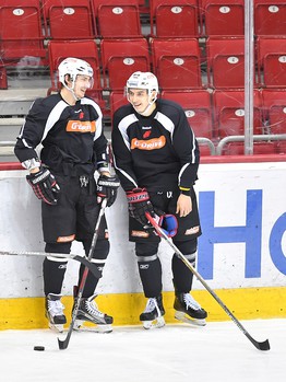 Раскатка "Авангарда" перед выездным матчем с "Трактором"