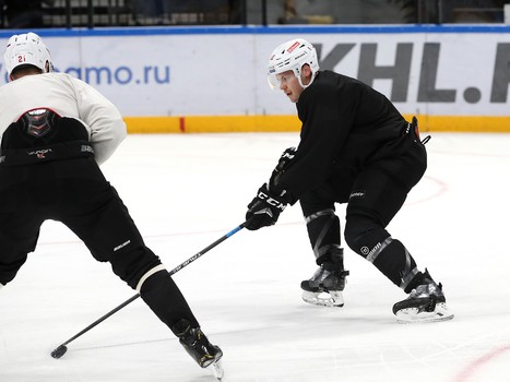 Раскатка «Авангарда» перед выездным матчем с московским «Динамо»