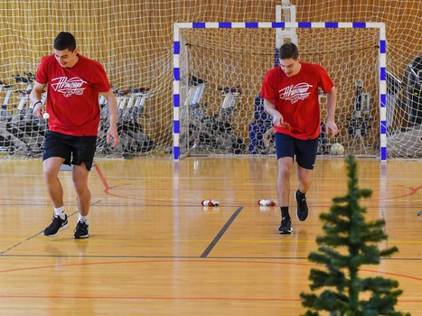 Новогодние игры "Авангарда": Кошелев vs Михеев
