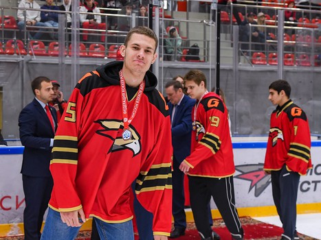 Заключительный день финала Первенства ЮХЛ в Омске