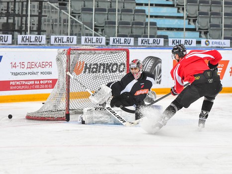 Открытая тренировка "Авангарда" для СМИ