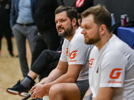 Товарищеский матч по флорболу. «Охранники Крылова» - «Мощные СМИ» 10:2