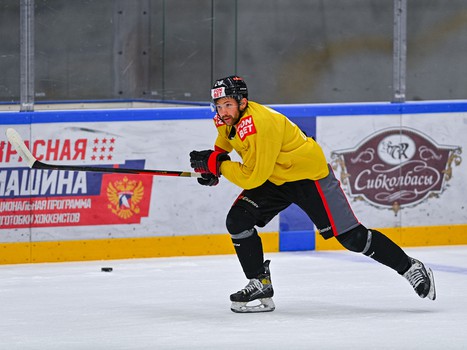 Тренировка «Авангарда» перед турниром Пучкова