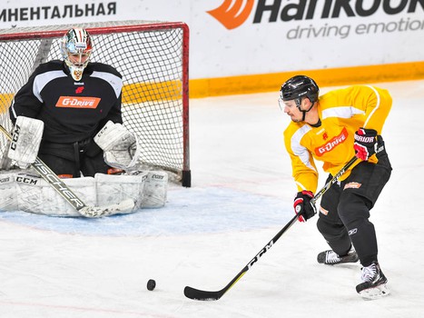 Раскатка "Авангарда" перед матчем с "Салаватом Юлаевым"