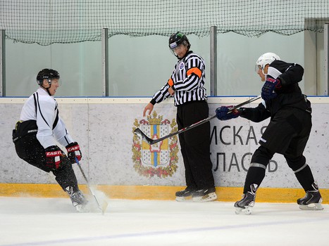 Первая тренировка "Авангарда" на льду