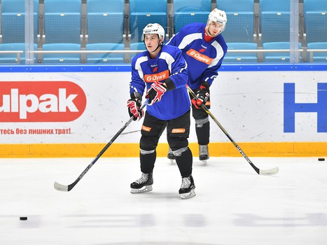 Раскатка "Авангарда" перед выездным матчем с "Барысом"