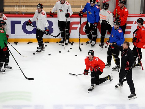 Тренировка «Авангарда» во время паузы в чемпионате