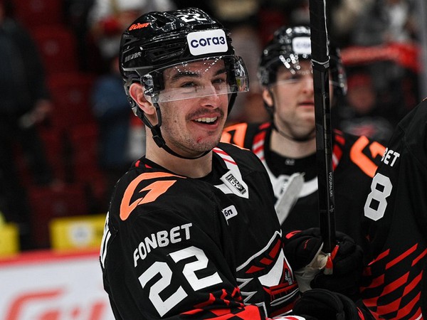 «Хотел бросить вратарю между ног, но он быстро опустился». Потуральски – о своем буллите «Ладе»