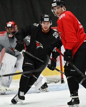 Тренировка «Авангарда» перед матчем с «Адмиралом»