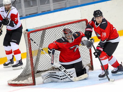 Сборная «Авангард» - Сборная «Газпром нефть» 10:4