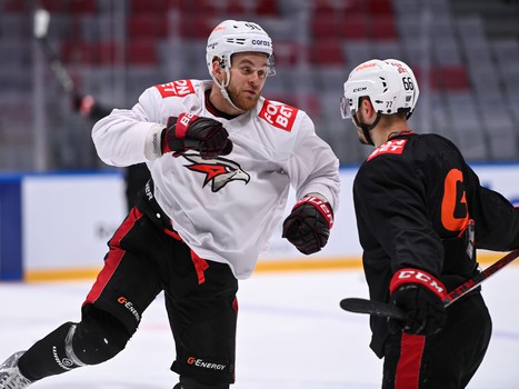 Раскатка «Авангарда» перед матчем в Сочи