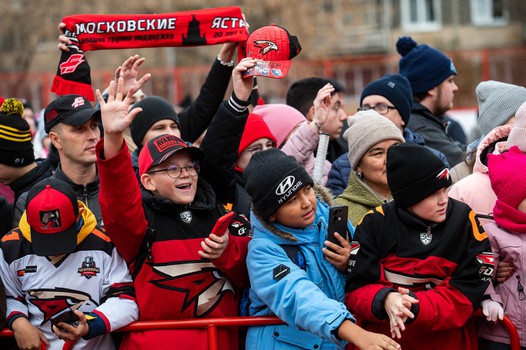 Открытие хоккейной коробки имени Максима Сушинского