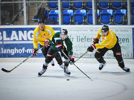 Раскатка "Авангарда" перед товарищеским матчем со сборной Италии