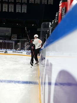 Тренировка «Авангарда» перед четвёртым матчем серии с «Металлургом»