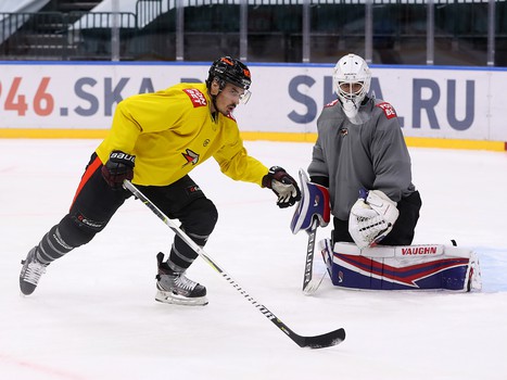 Тренировка «Авангарда» перед стартом турнира в Санкт-Петербурге
