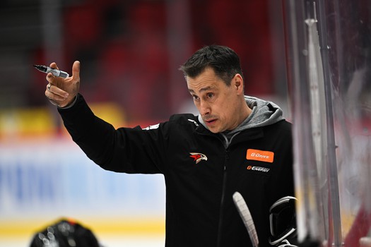 Тренировка «Авангарда» перед первым матчем серии с «Нефтехимиком»