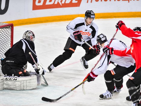 Раскатка "Авангарда" перед игрой с "Йокеритом"