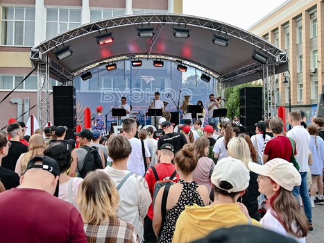 Артём Блажиевский на вечеринке Буэнос Летос