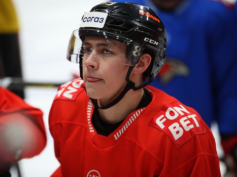 Максим Гончаров вернулся в «Авангард»