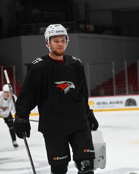 Раскатка «Авангарда» перед матчем в Челябинске