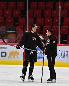 Тренировка «Авангарда» перед матчем с «Трактором»