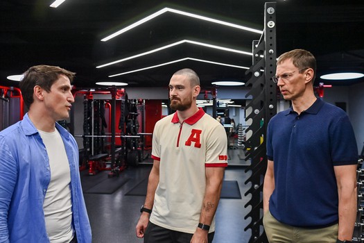 Артём Блажиевский прилетел в Омск