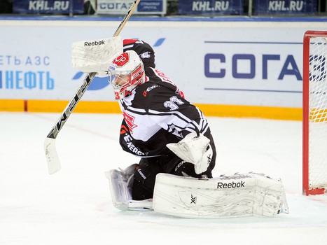 14.11.2015. "Авангард" - "Амур" 3:0