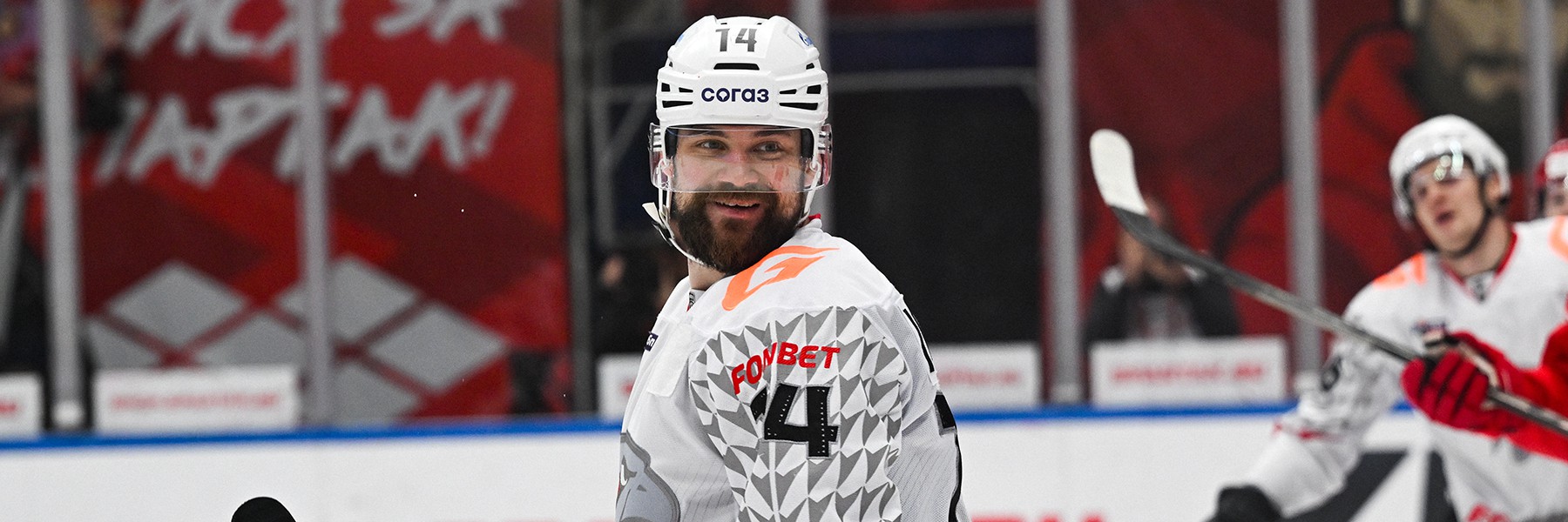 УВЕРЕННАЯ ПОБЕДА В МОСКВЕ | Раздевалка «Авангарда» после матча со «Спартаком» (ВИДЕО)