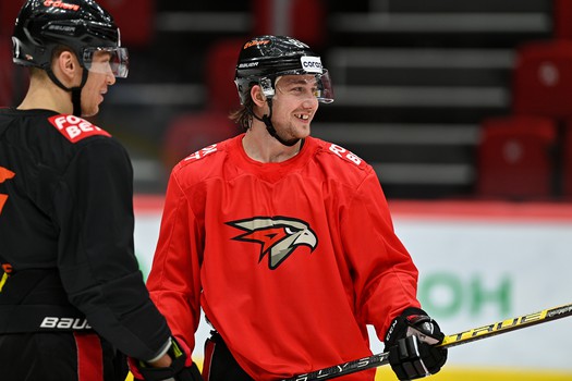 Тренировка «Авангарда» перед матчем с «Трактором»